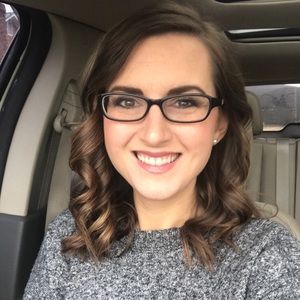 Meet your Posher, Jen